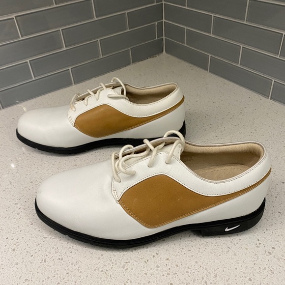 Nike Air Comfort Golf Shoes - Picture 2 of 7